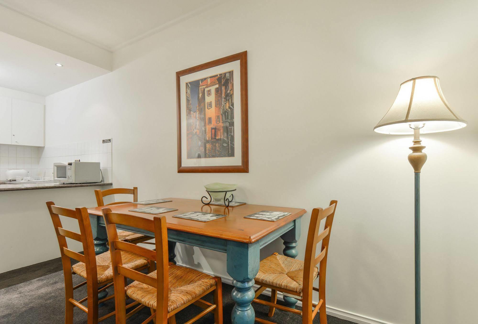 Mayford - Long Stay Rates, Pool, Gym, Parking メルボルン エクステリア 写真