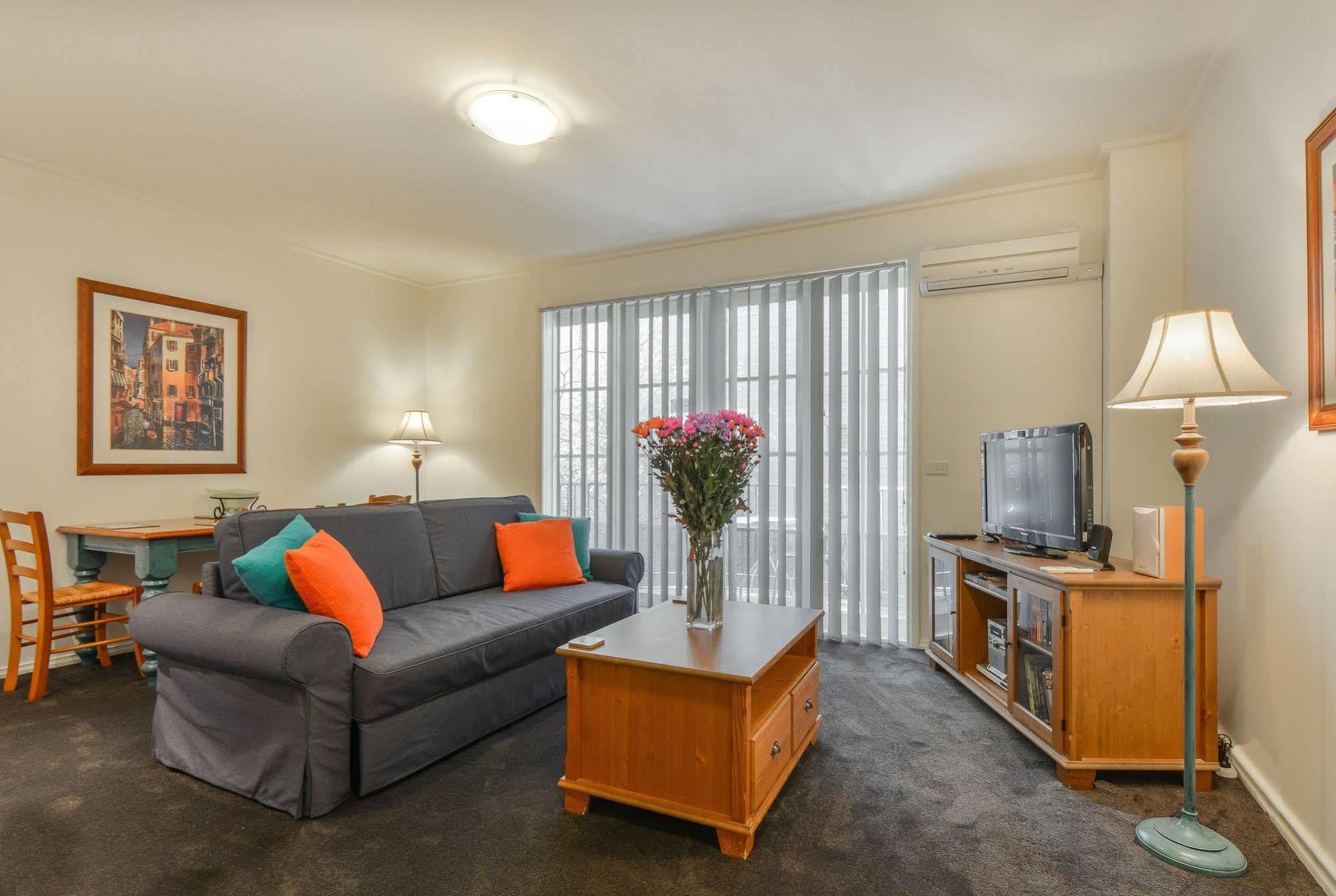 Mayford - Long Stay Rates, Pool, Gym, Parking メルボルン エクステリア 写真