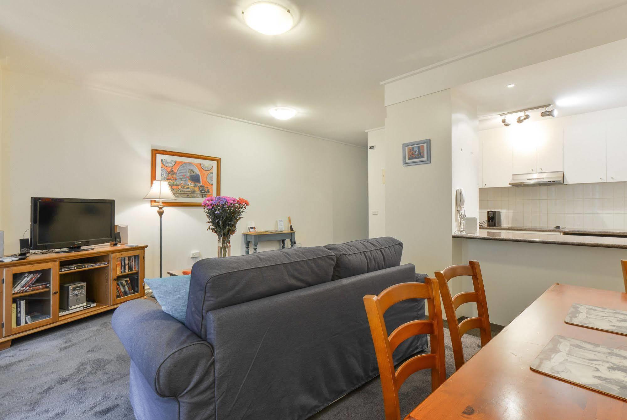 Mayford - Long Stay Rates, Pool, Gym, Parking メルボルン エクステリア 写真