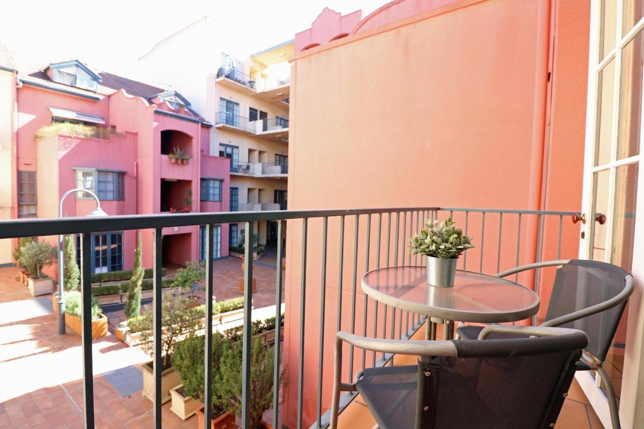Mayford - Long Stay Rates, Pool, Gym, Parking メルボルン エクステリア 写真