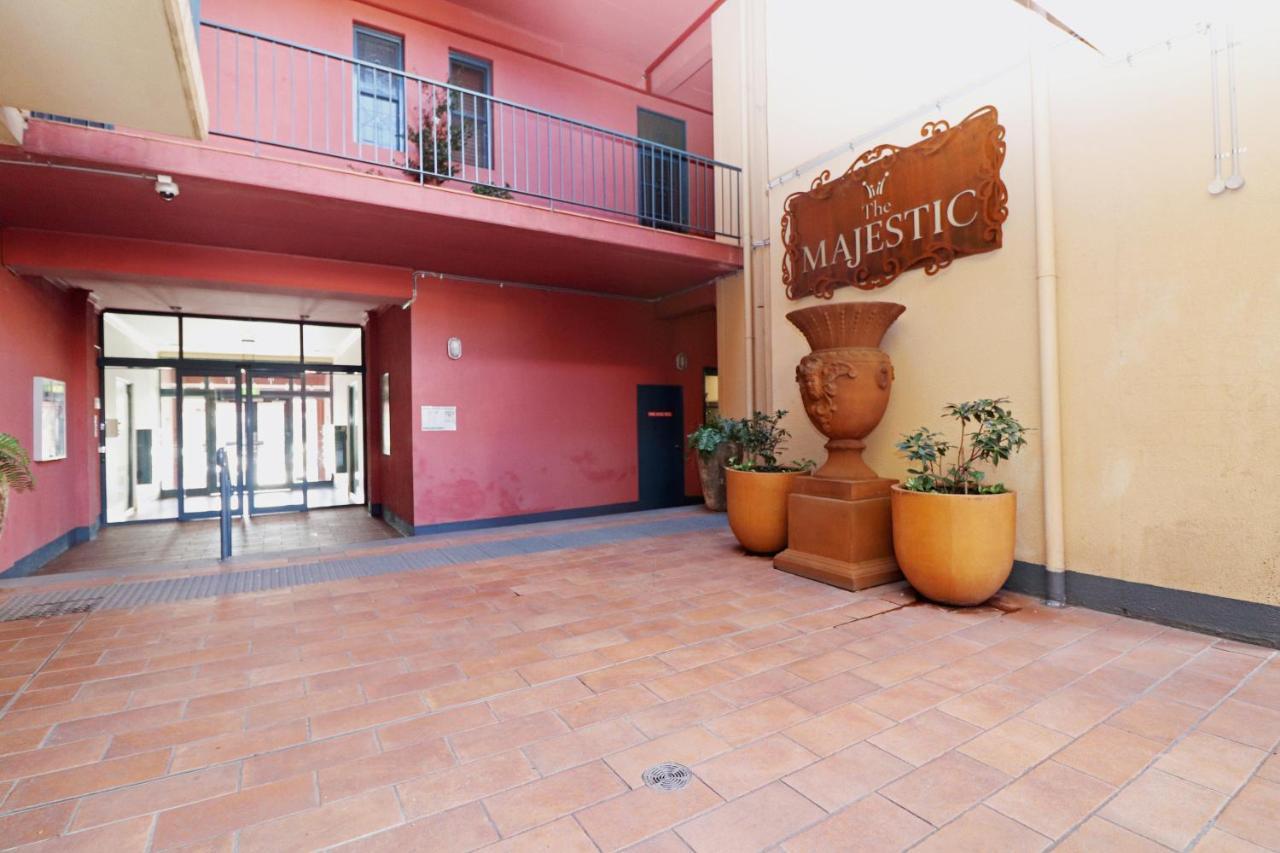 Mayford - Long Stay Rates, Pool, Gym, Parking メルボルン エクステリア 写真